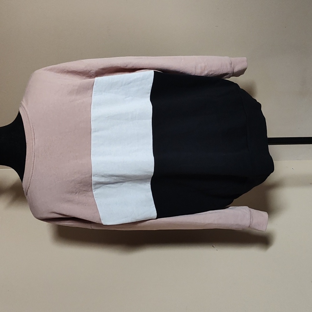 Torrid Sweatshirt - Picture 3 of 4